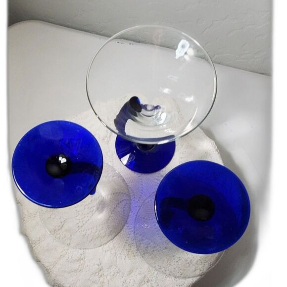 Martini Glasses Cobalt Blue Bavura Libby 3 in the set ~Vintage~ - Picture 2 of 6